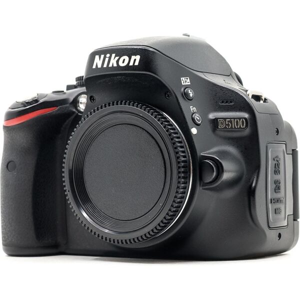 nikon d5100 (condition: excellent)