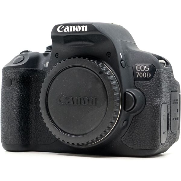 canon eos 700d (condition: excellent)