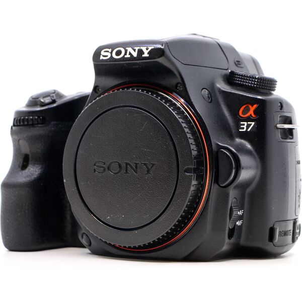 sony alpha slt-a37 (condition: well used)