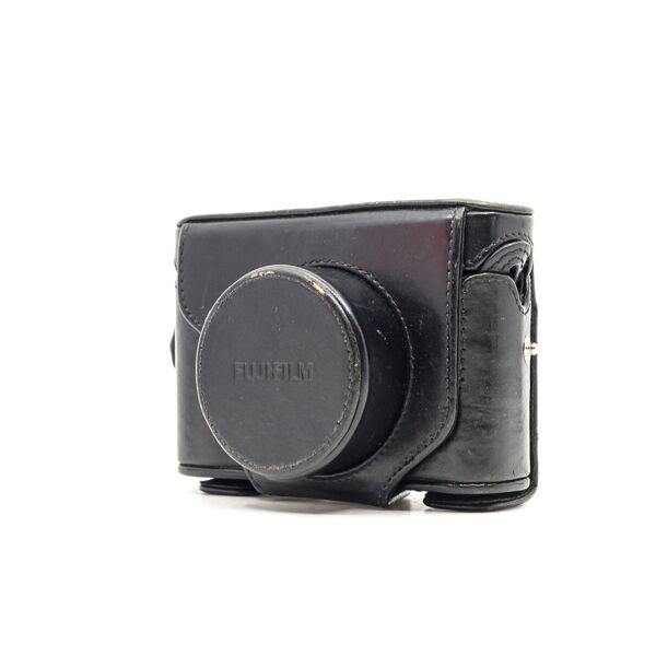 fujifilm x10 / x20 leather case (condition: good)