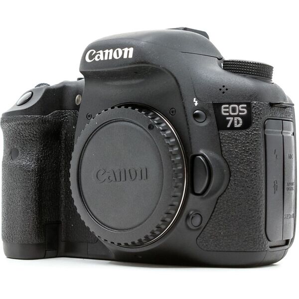 canon eos 7d (condition: excellent)