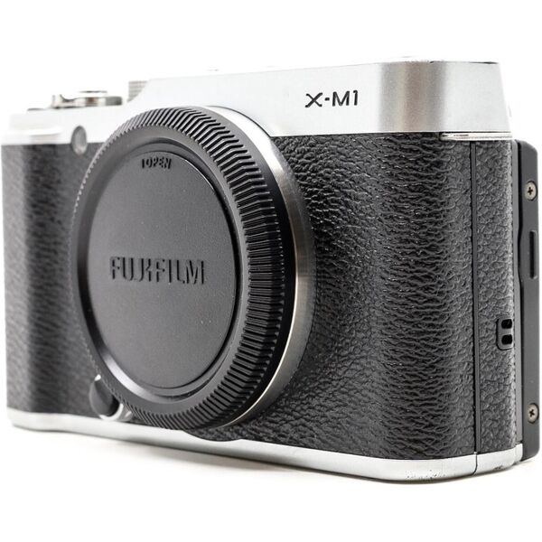 fujifilm x-m1 (condition: good)