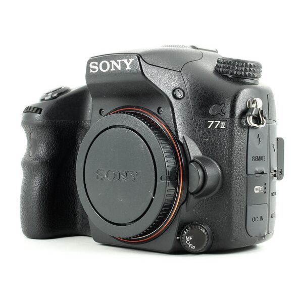 sony alpha a77 ii (condition: well used)