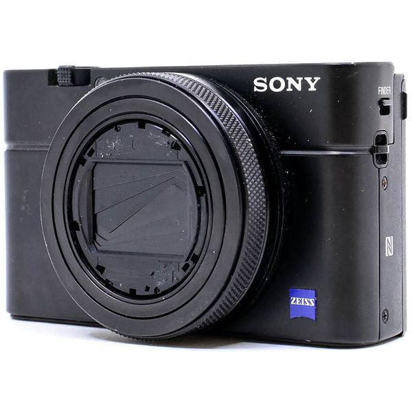 sony cyber-shot rx100 mark vi (condition: heavily used)