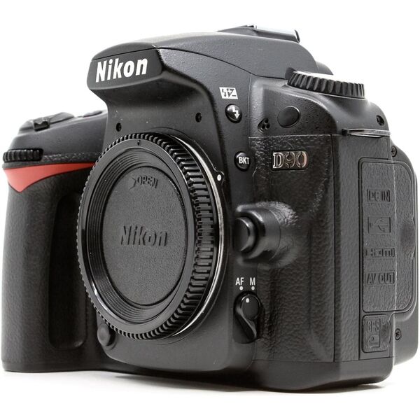 nikon d90 (condition: excellent)