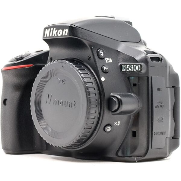 nikon d5300 (condition: good)