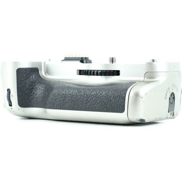 pentax d-bg4 battery grip (condition: heavily used)