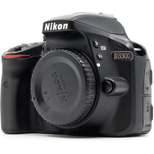 nikon d3300 (condition: excellent)