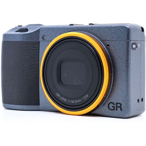 ricoh gr iii street edition special limited kit (condition: excellent)