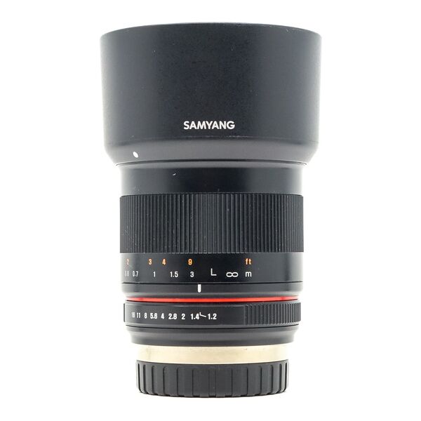 samyang 35mm f/1.2 ed as umc cs fujifilm x fit (condition: like new)