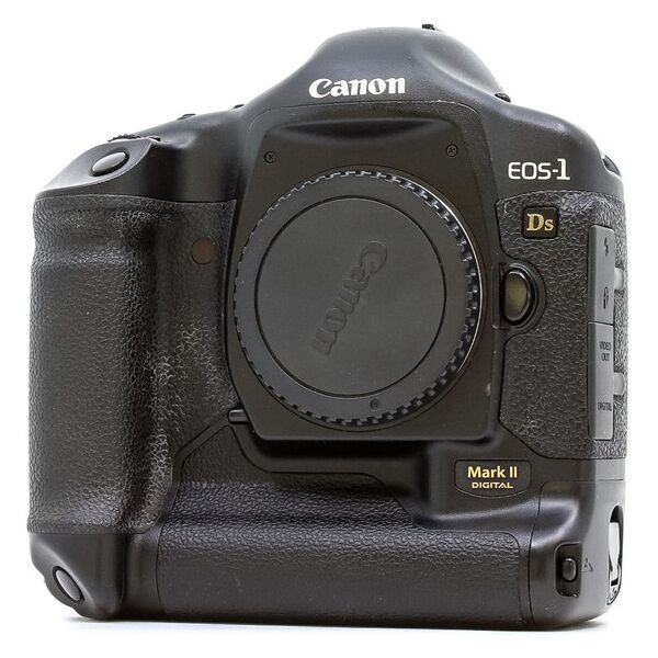 canon eos 1ds mark ii (condition: good)