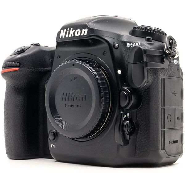 nikon d500 (condition: well used)