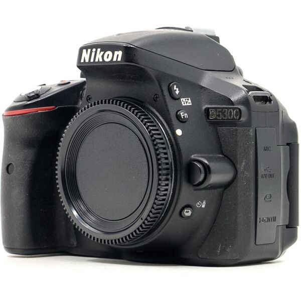 nikon d5300 (condition: excellent)