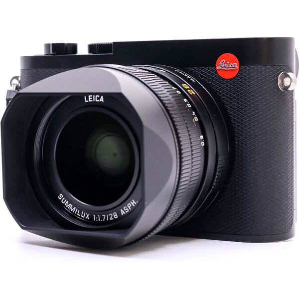 leica q3 (condition: like new)