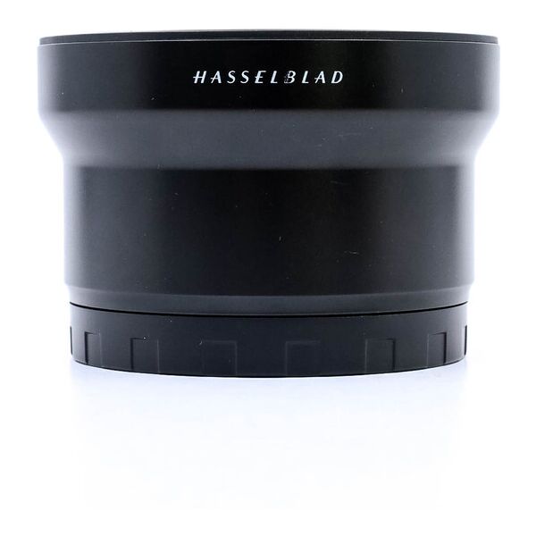 hasselblad xh lens adapter (condition: like new)