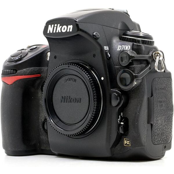 nikon d700 (condition: excellent)