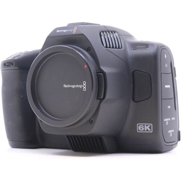 blackmagic design pocket cinema camera 6k pro canon ef fit (condition: like new)