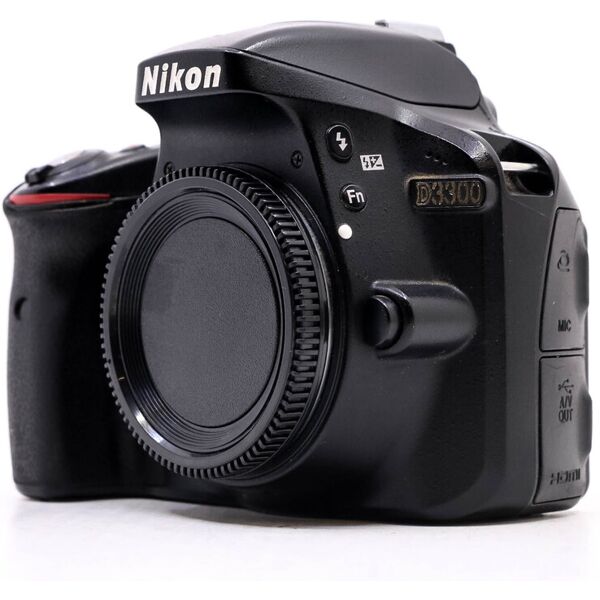 nikon d3300 (condition: good)