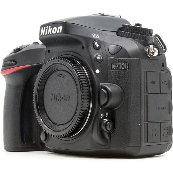 nikon d7100 (condition: good)