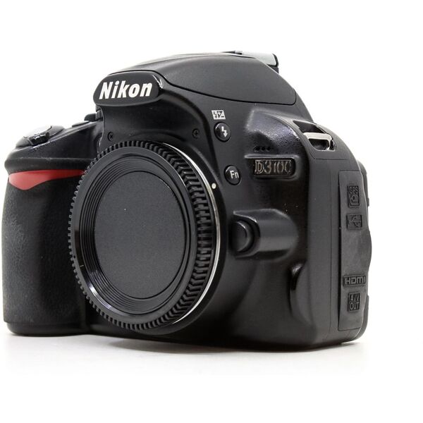 nikon d3100 (condition: well used)