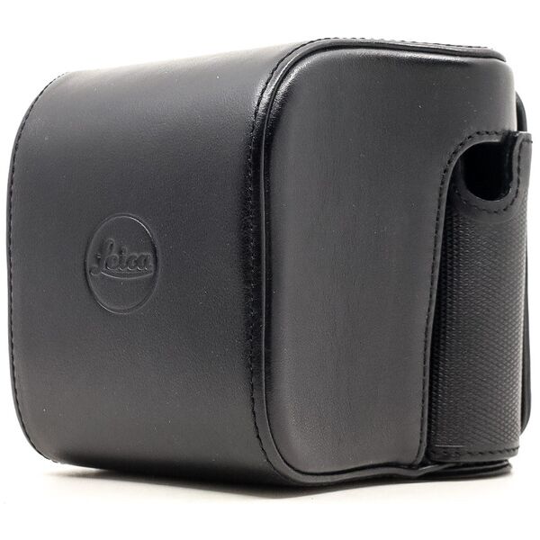 leica q protector case (condition: like new)