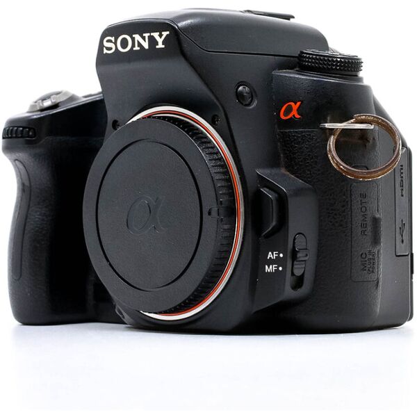 sony alpha a580 (condition: well used)