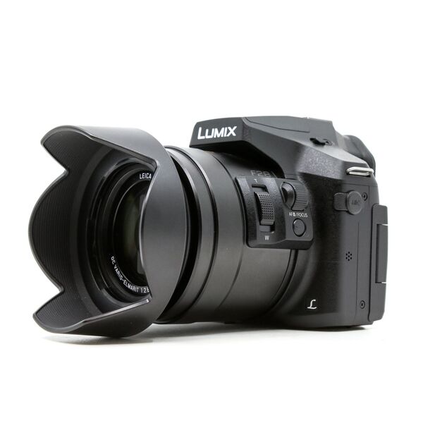 panasonic lumix dmc-fz300 (condition: like new)