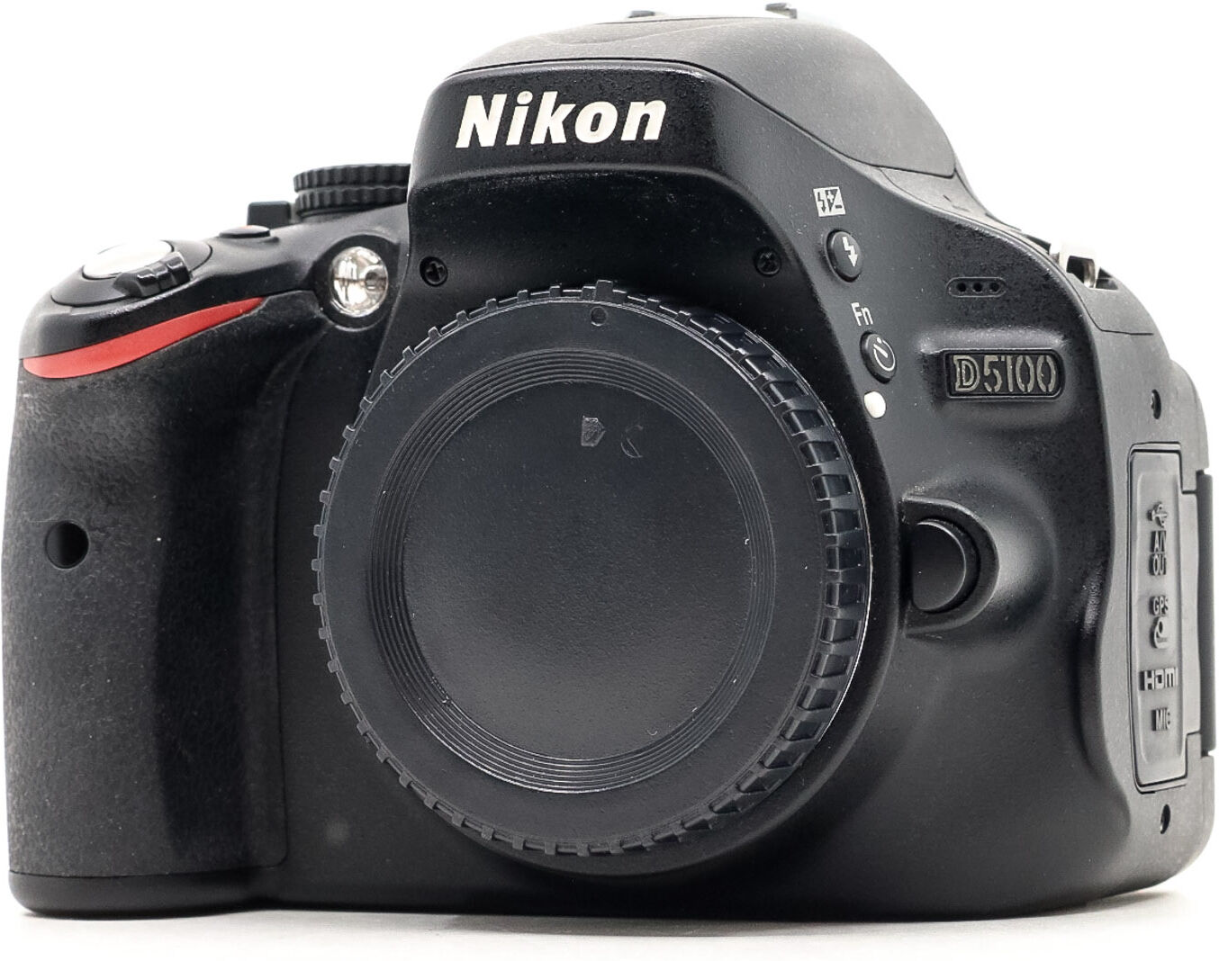 nikon d5100 (condition: excellent)