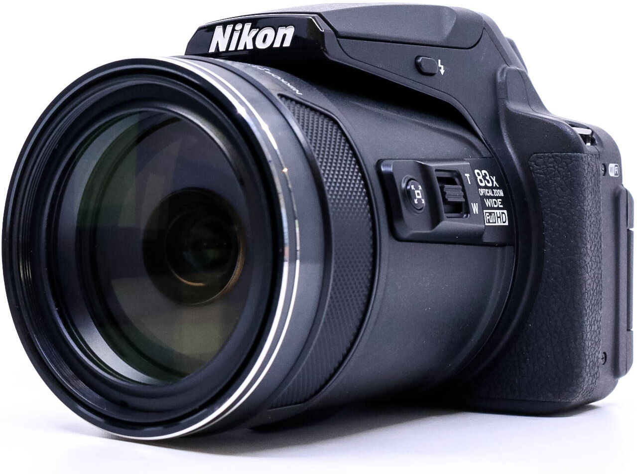 nikon coolpix p900 (condition: like new)