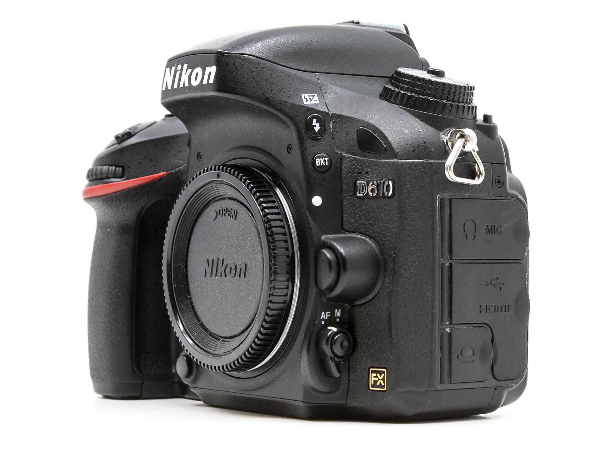 nikon d610 (condition: well used)