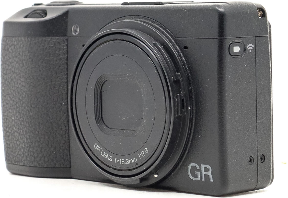 ricoh gr iii (condition: good)