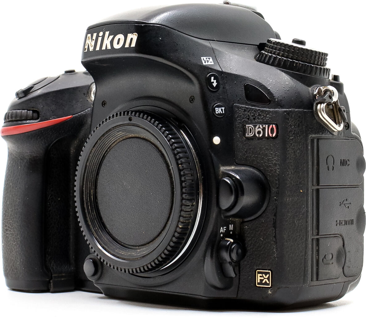 nikon d610 (condition: well used)