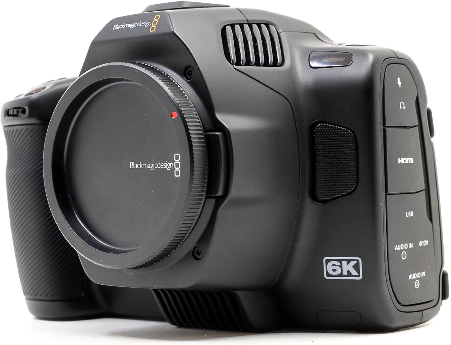 blackmagic design pocket cinema camera 6k g2 canon ef fit (condition: like new)