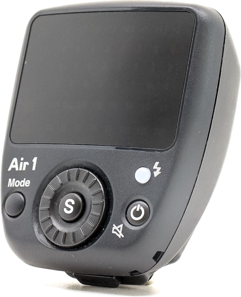 nissin air 1 commander fujifilm dedicated (condition: like new)