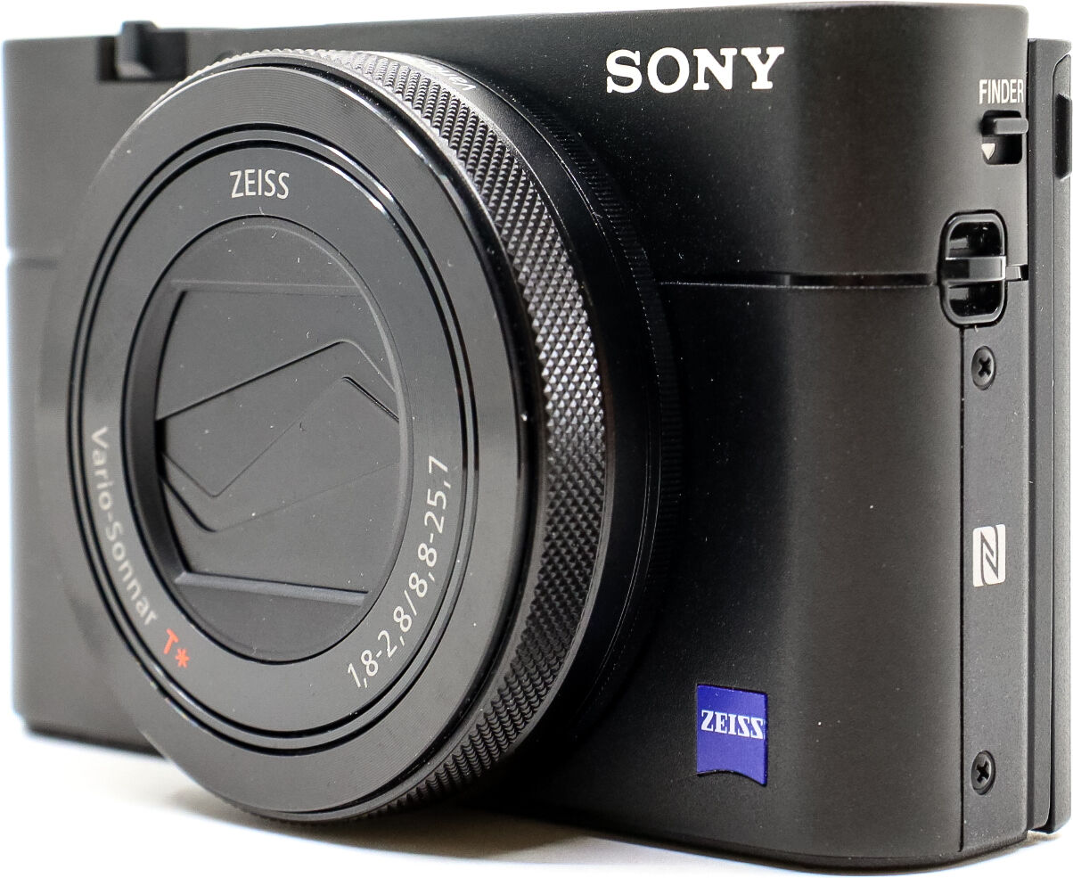 sony cyber-shot rx100 mark v (condition: like new)