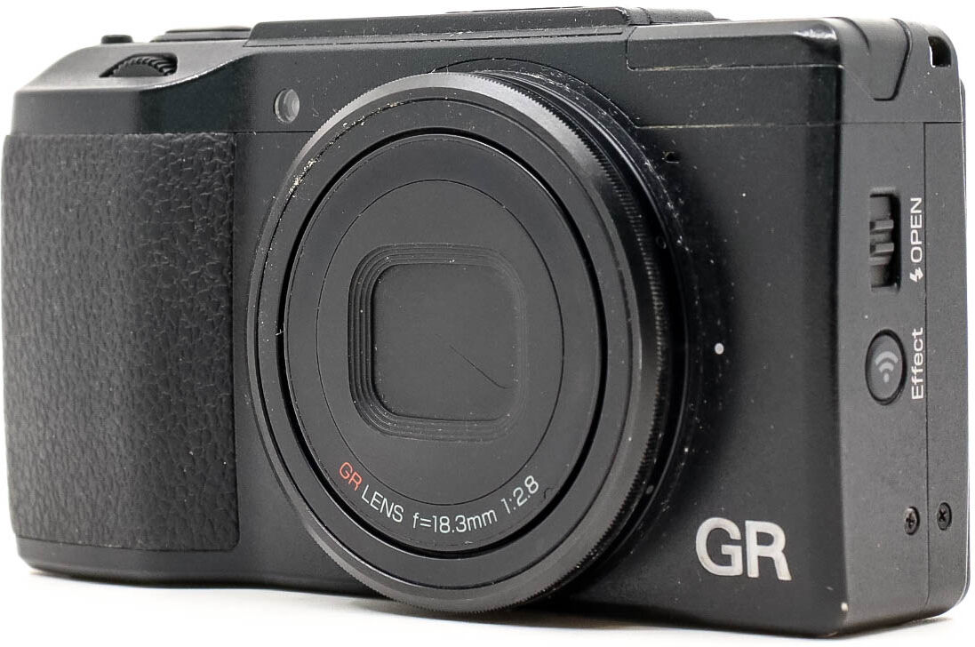 ricoh gr ii (condition: good)