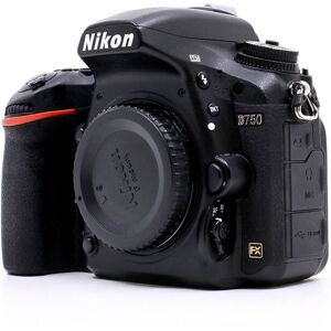 Nikon D750 (condition: Good)