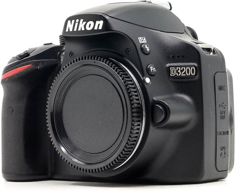 Nikon D3200 (Condition: Excellent)