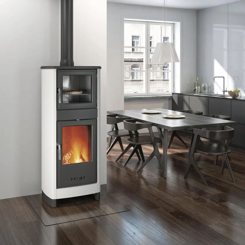 superior stufa a legna con forno  savina 8 kw bianco