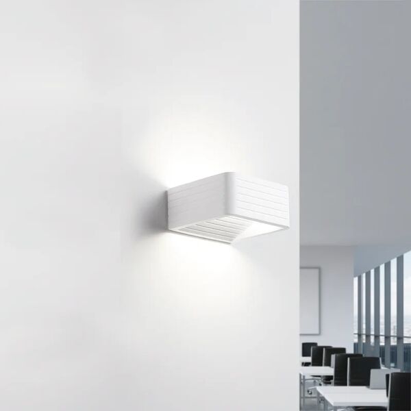 tecnico applique led moderno in gesso linera bianco