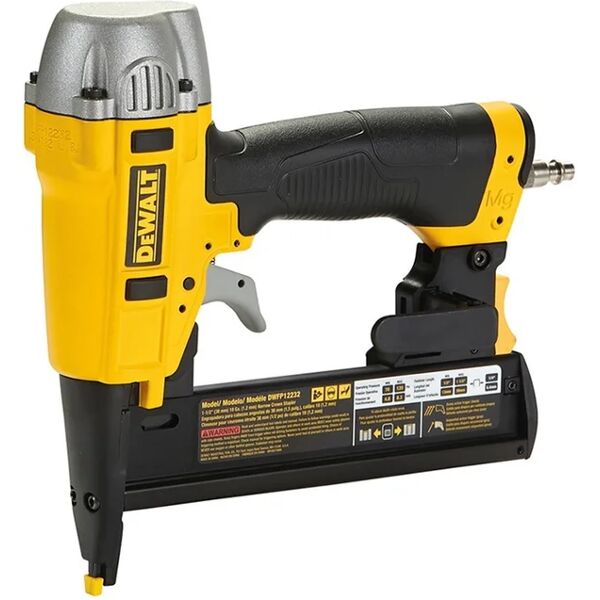 dewalt graffatrice pneumatica  8.3 bar