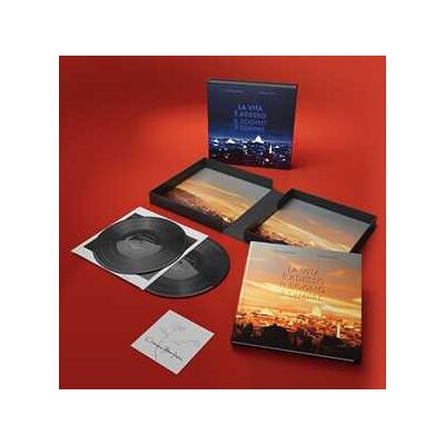 Claudio Baglioni;Emiliano Ponzi Claudio Baglioni. La vita è adesso. Il sogno è sempre (Cofanetto super deluxe in edizione limitata). Edizione 40° anniversario. Ediz. limitata Claudio Baglioni;Emiliano Ponzi Claudio Baglioni. La vita è adesso. Il sogno è sempre (Cofanetto super deluxe in edizione limitata). Edizione 40° anniversario. Ediz. limitata
