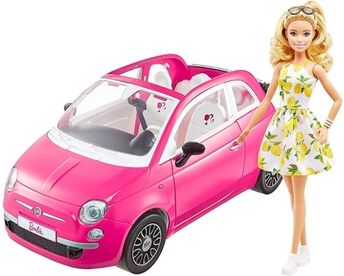 MATTEL Barbie Bambola Con Fiat 500 Rosa