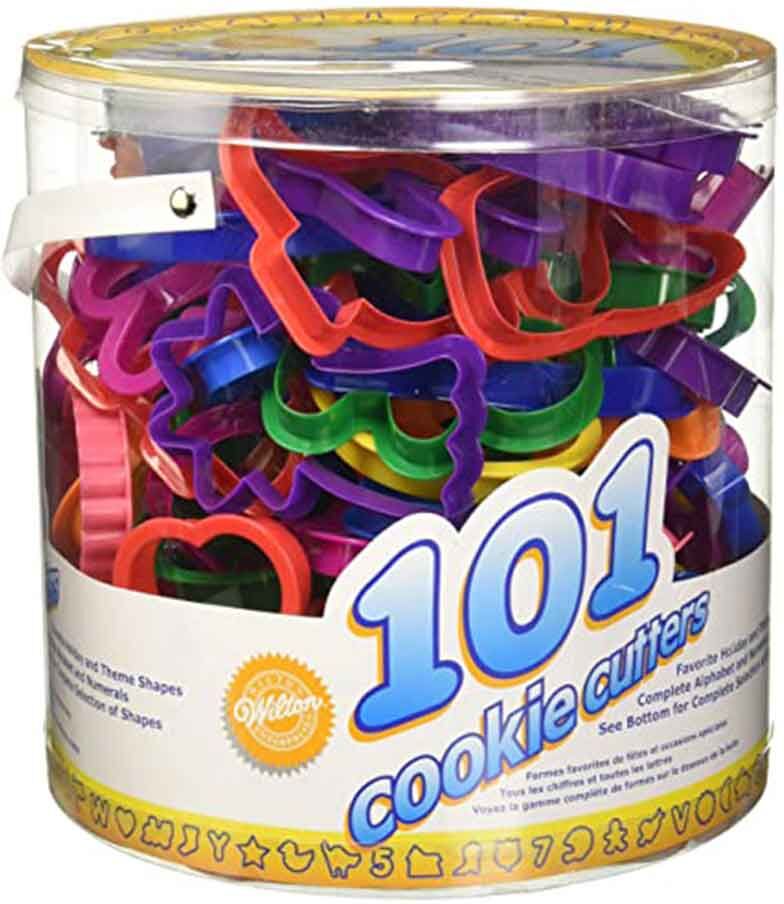 set 101 formine per biscotti in plastica lettere numeri e forme varie wilton