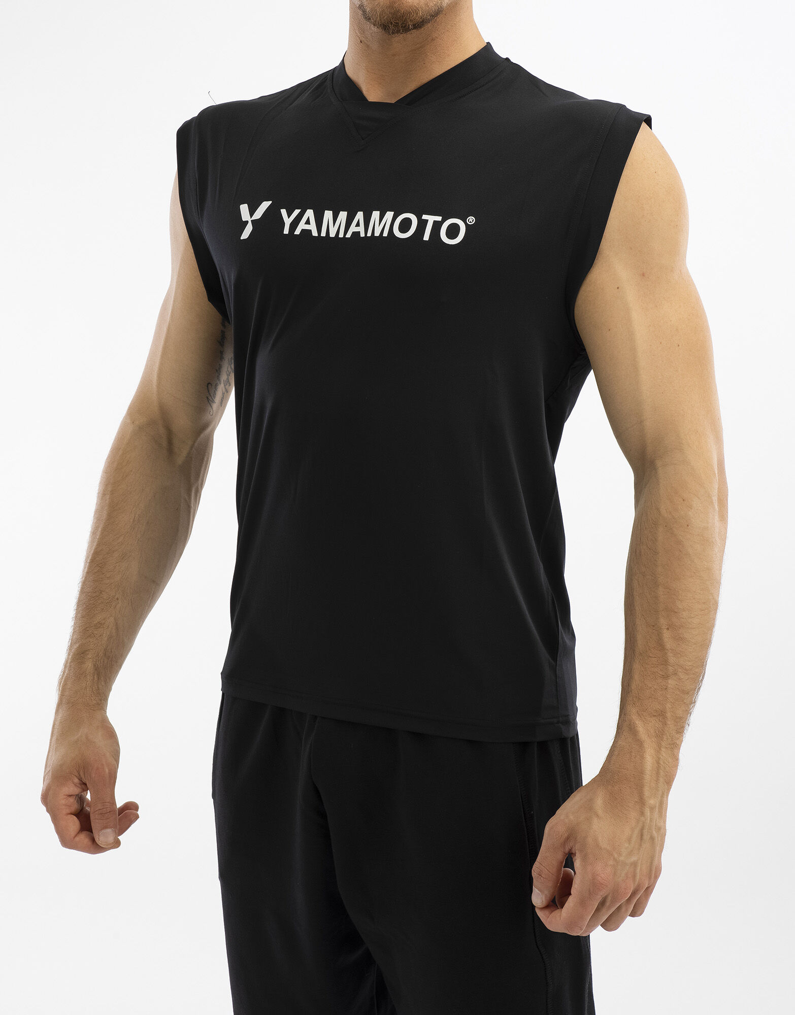 yamamoto outfit man basketball singlet colore: nero s