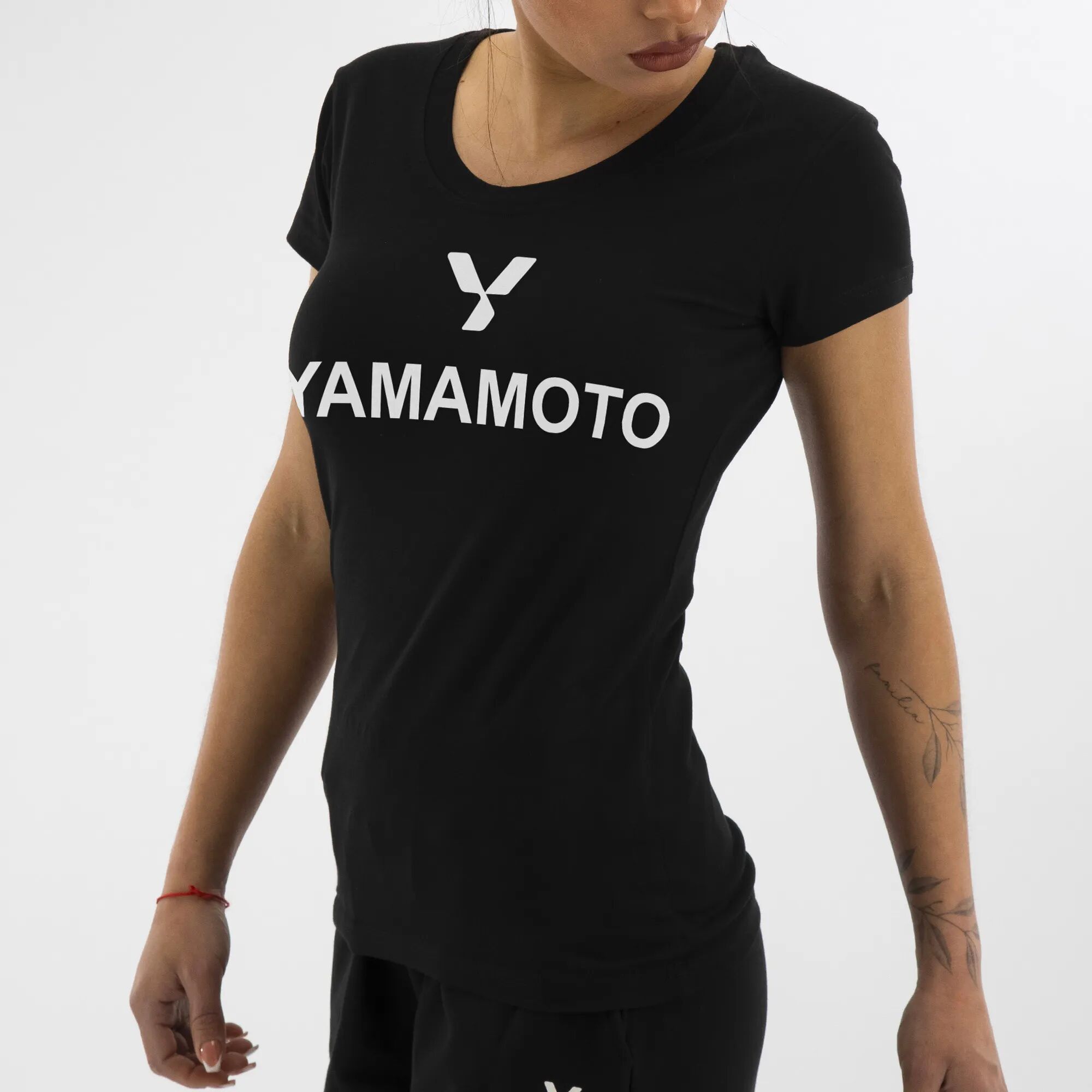 YAMAMOTO OUTFIT Lady T-Shirt Crew Neck 145 OE Colore: Nero 