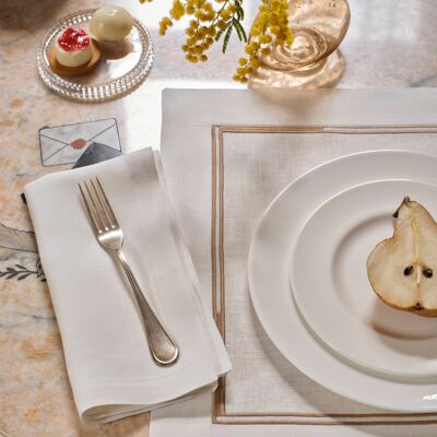 Frette Edgeline Set da tavola White/Tan Taglia Unica Frette Edgeline Set da tavola White/Tan Taglia Unica