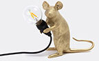 seletti 'mouse' lamp sitting, gold, eu and usb plug