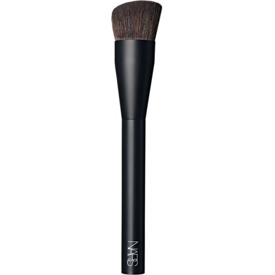 NARS Brush Cheek pennello per blush #17 1 pz NARS Brush Cheek pennello per blush #17 1 pz