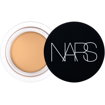 NARS Soft Matte Complete Concealer correttore opacizzante per una copertura completa colore PRALINE 6.2 g NARS Soft Matte Complete Concealer correttore opacizzante per una copertura completa colore PRALINE 6.2 g
